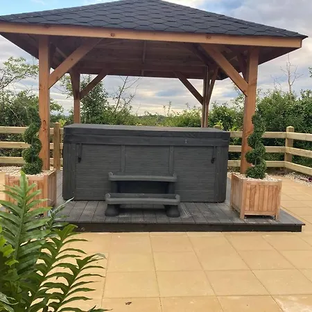 Hilltop Hideaway * Donegal Town